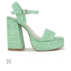 New w/box Kenneth Cole Green Espadrille Platform Sandals